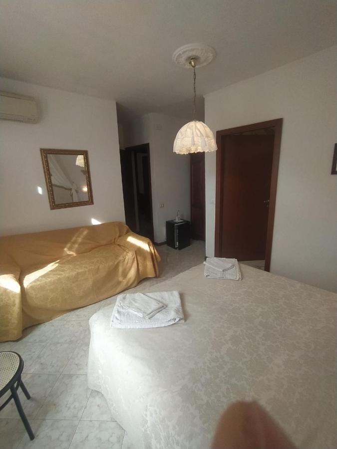 Bed and Breakfast Ca Isabella Venecia Exterior foto